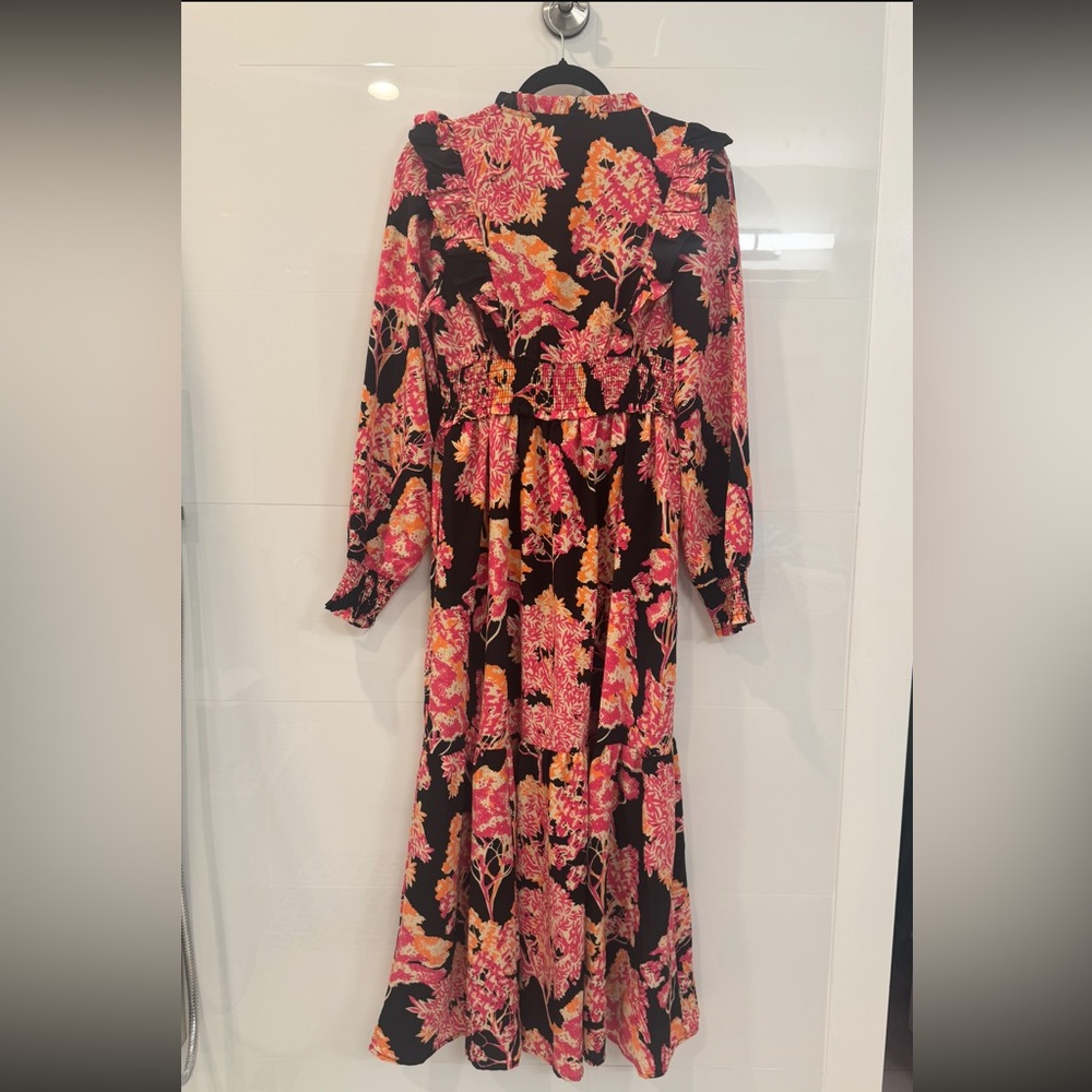 Jodifl  Floral Maxi Dress in Pink and Black - Picture 5 of 8